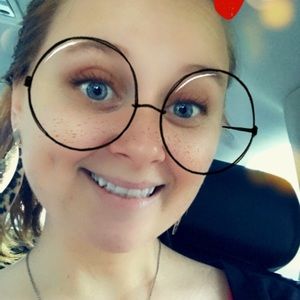 Meet your Posher, Catherine